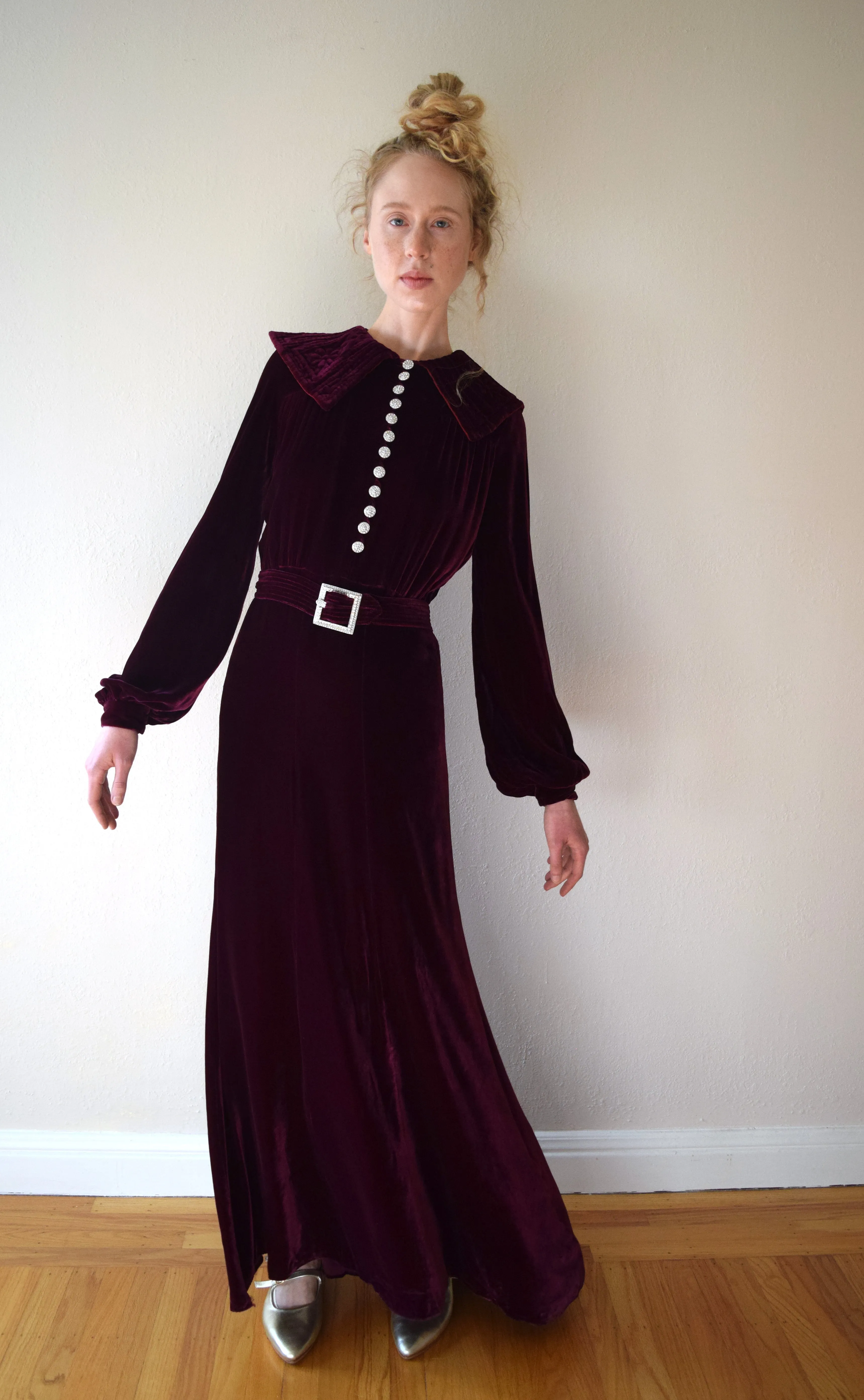 1930s silk velvet gown . vintage 30s velvet dress . size xs to small