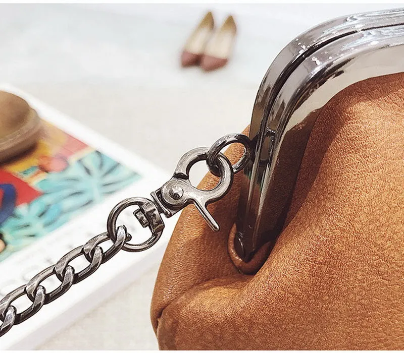 Aspen Shell Chain Crossbody Bags