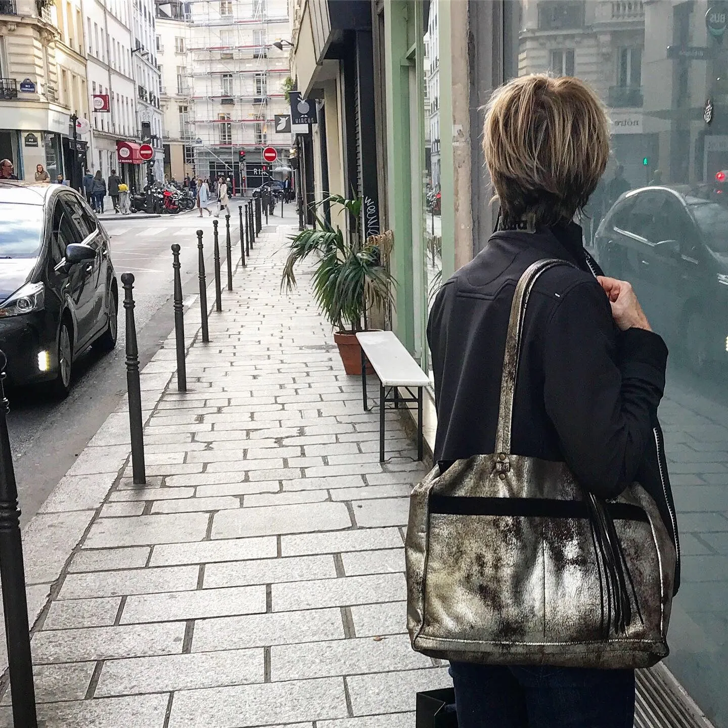 Bella Nouveau Brown Platinum