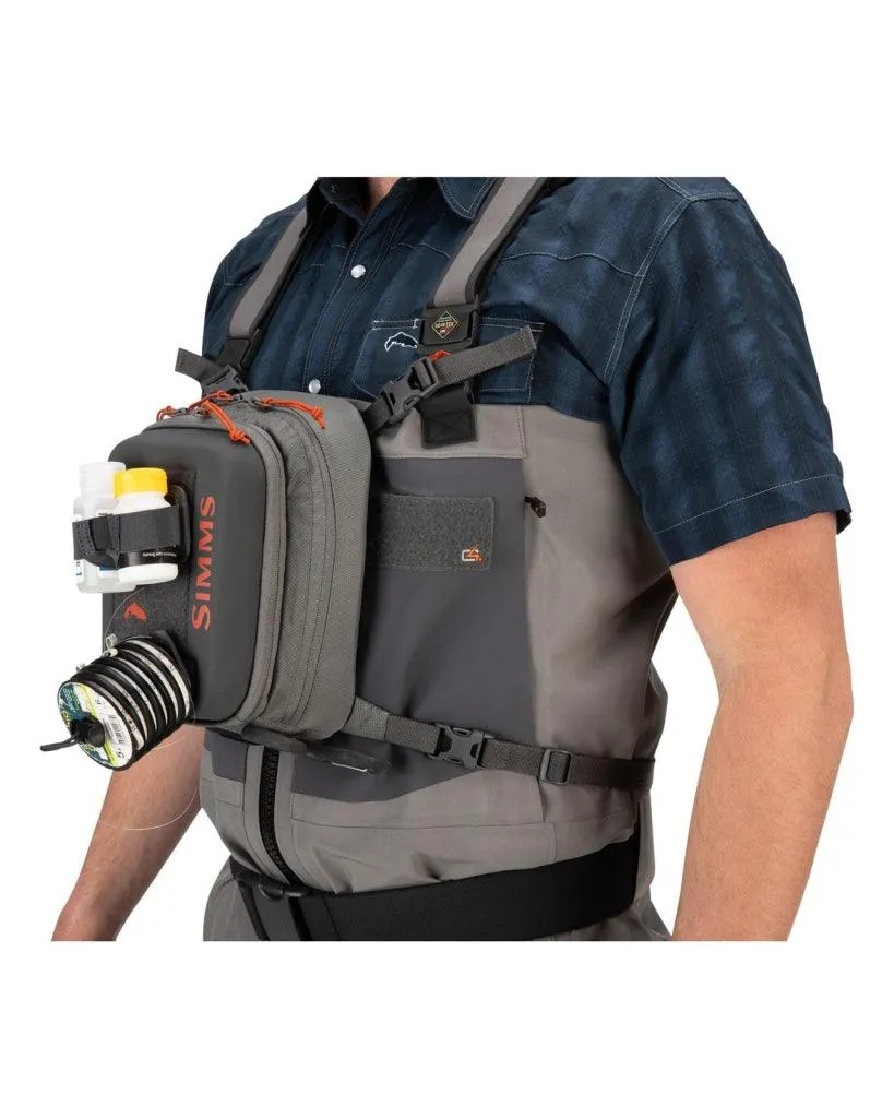 Borseta piept SIMMS Freestone Chest Pack Pewter