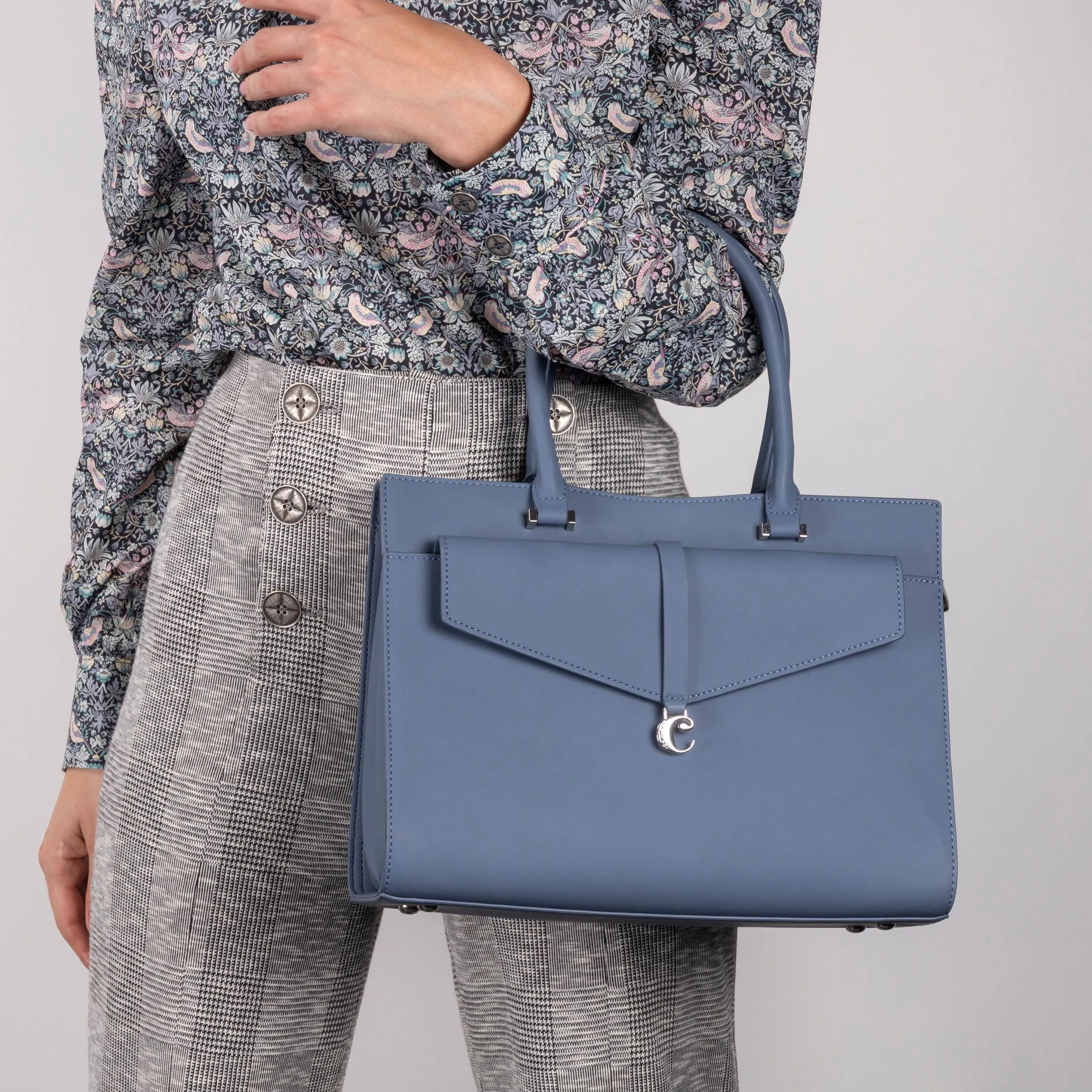 Cacharel CTX111L-Lady handbag Isla Blue