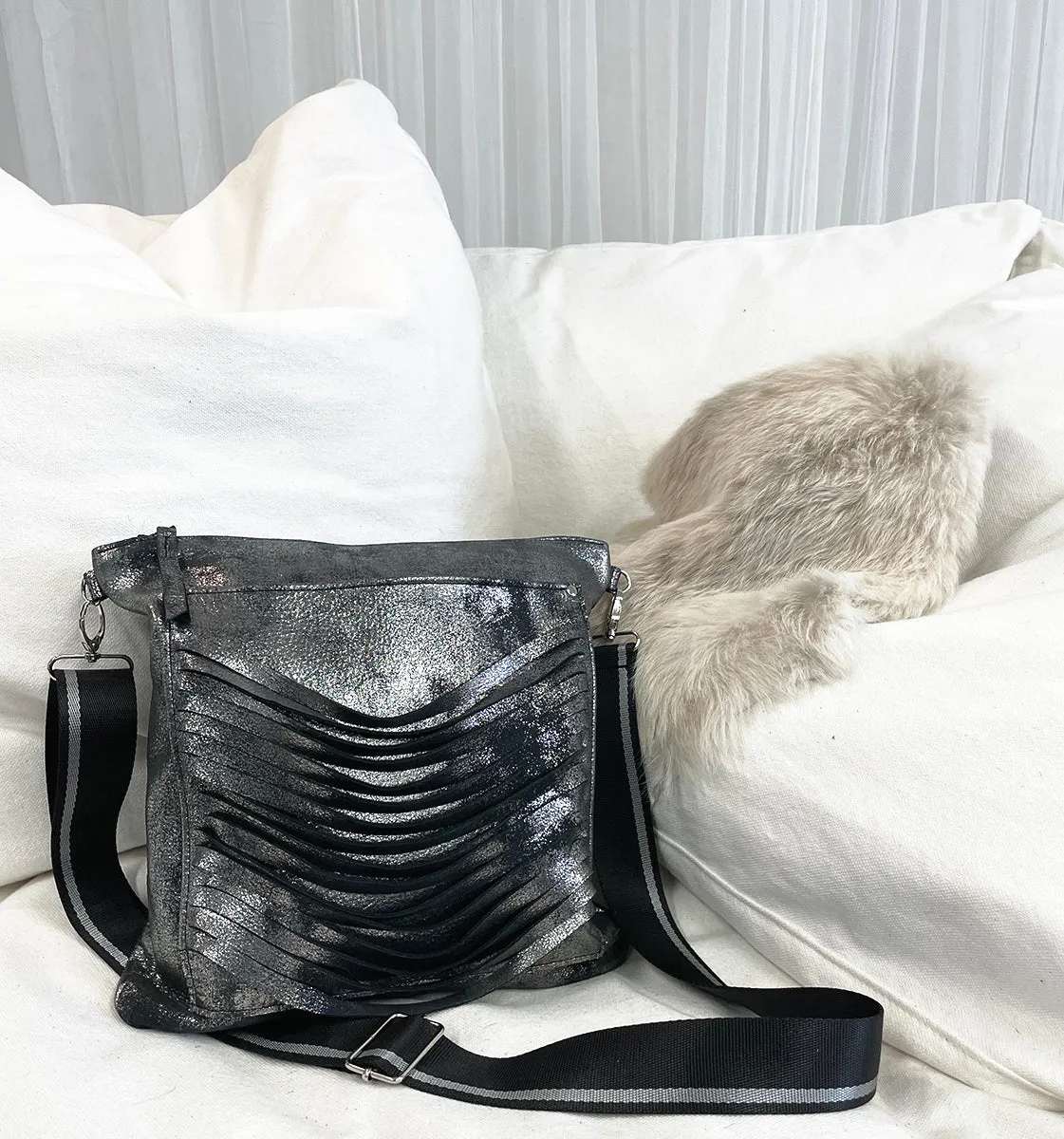 Cleo Black Platinum