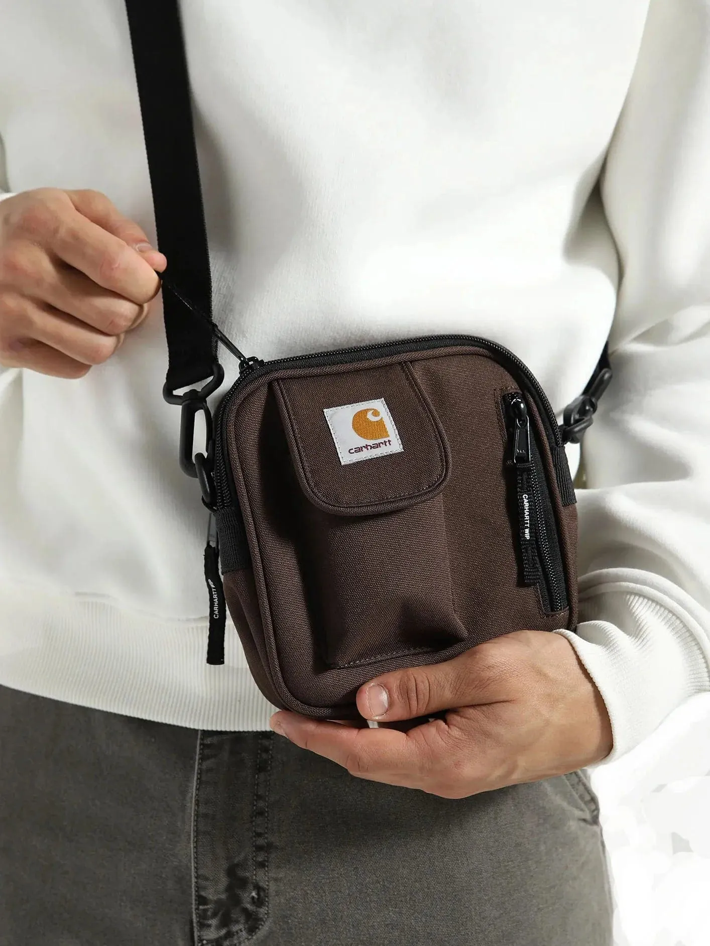 Essentials Bag Small - Tobacco