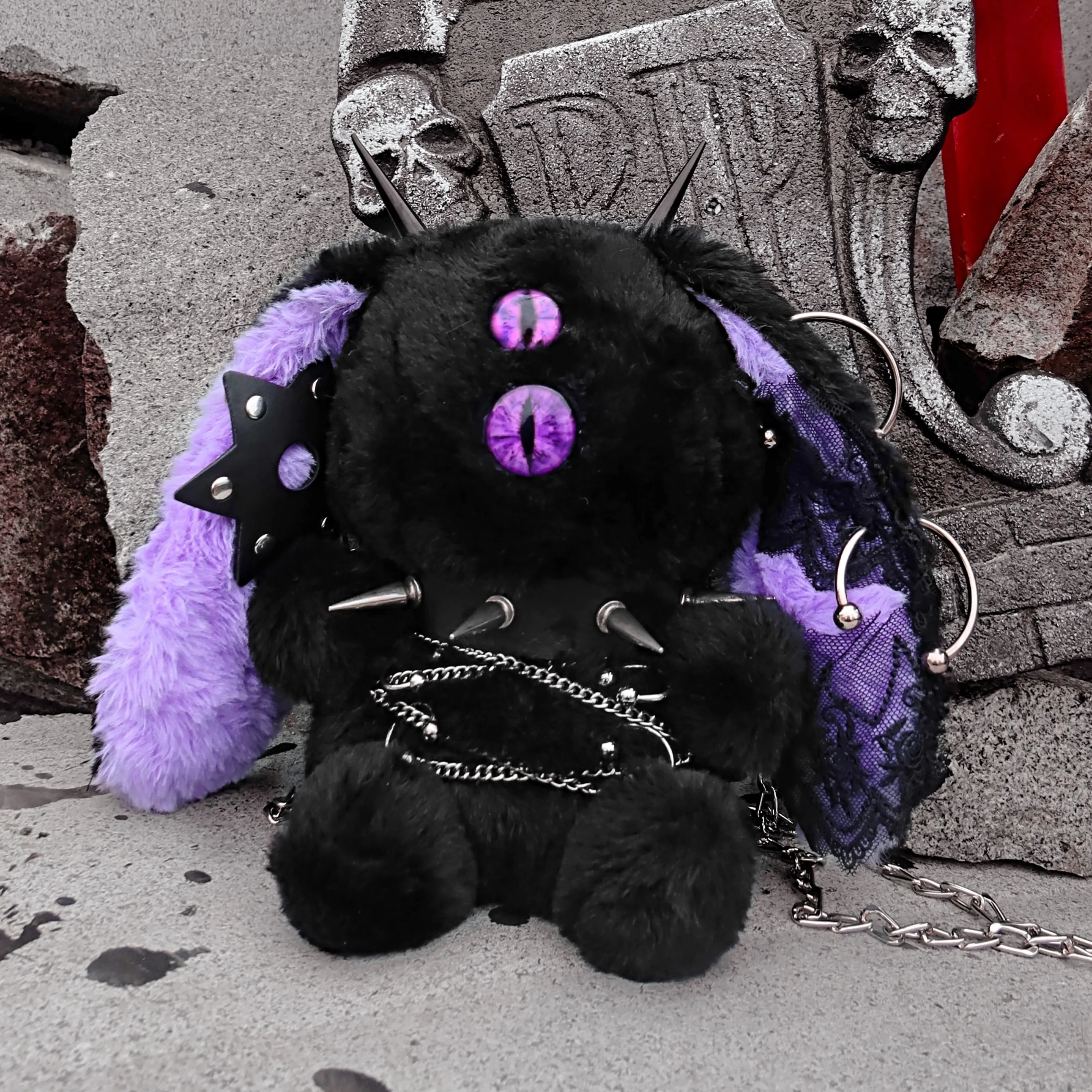 GOTHIC DARK PLUSH RABBIT BAG KF83732