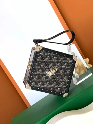 Goyard Dé Chest Bag