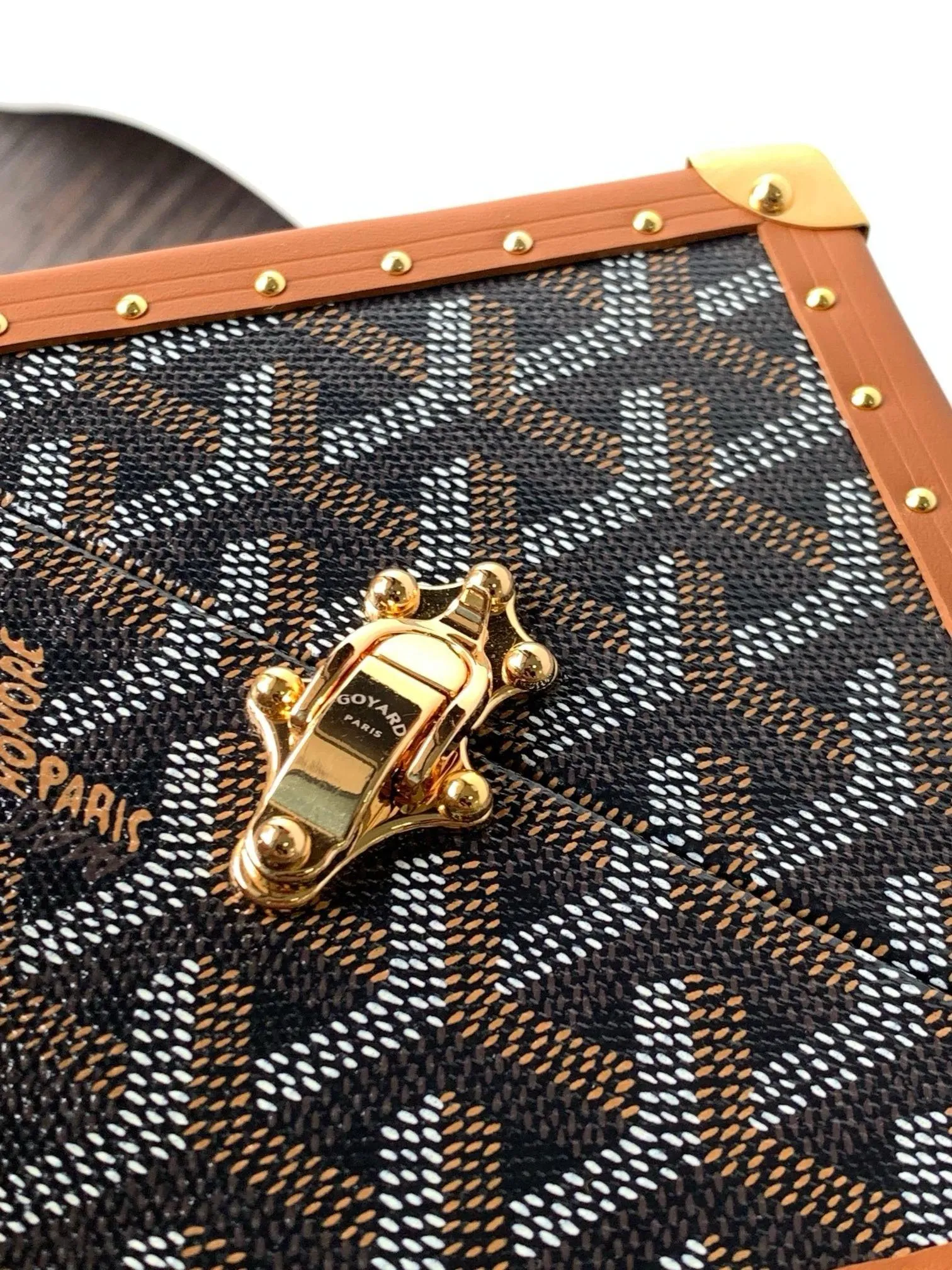 Goyard Dé Chest Bag
