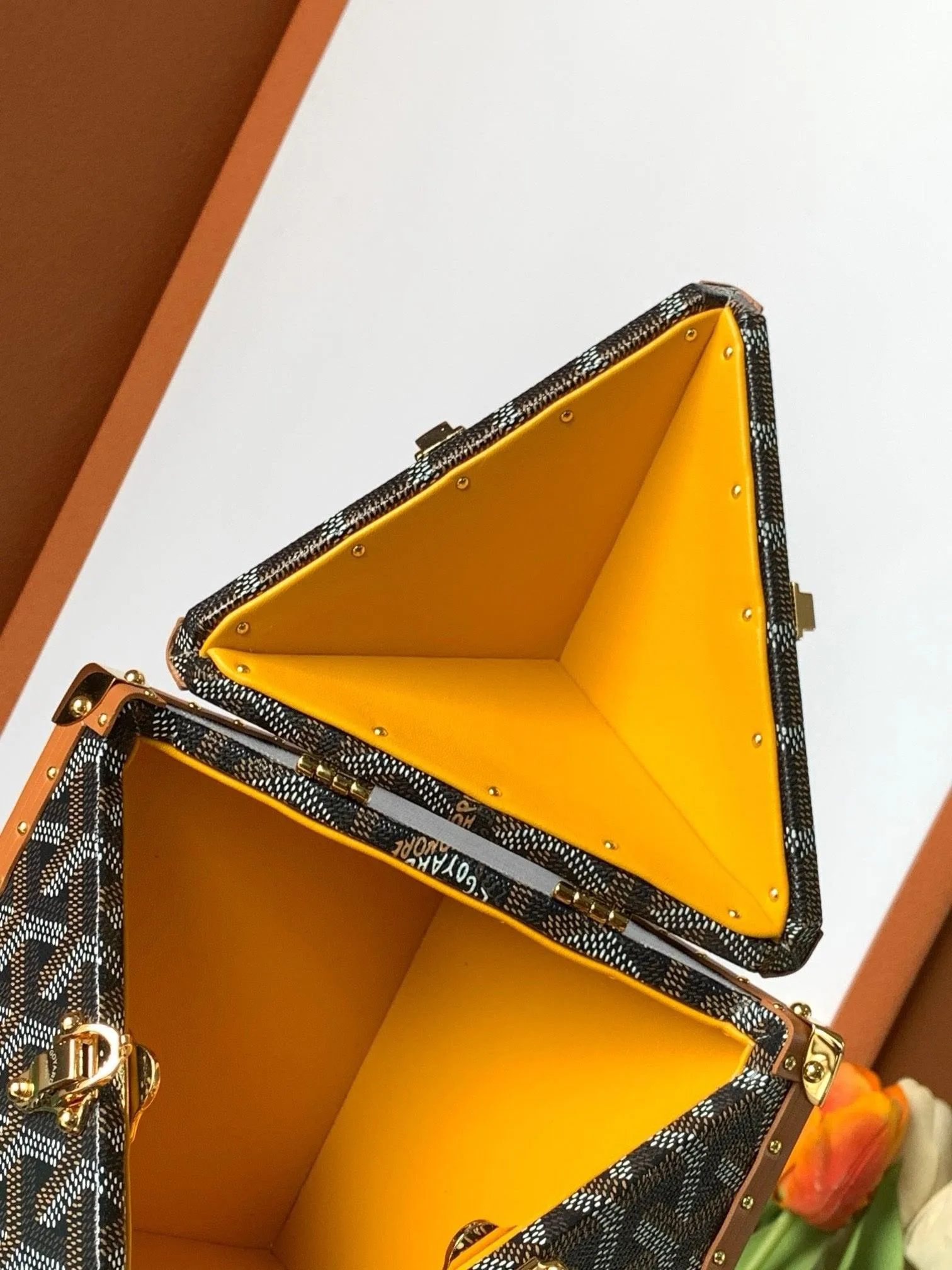 Goyard Dé Chest Bag