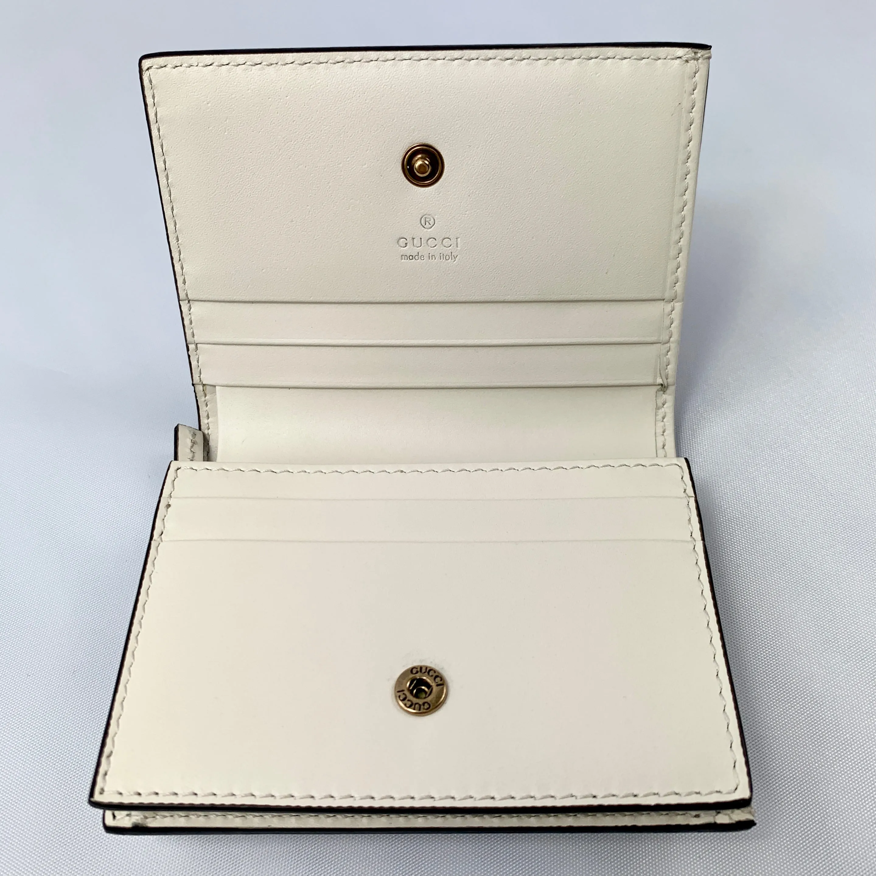 Gucci Signature Card Case with Cherries in White
