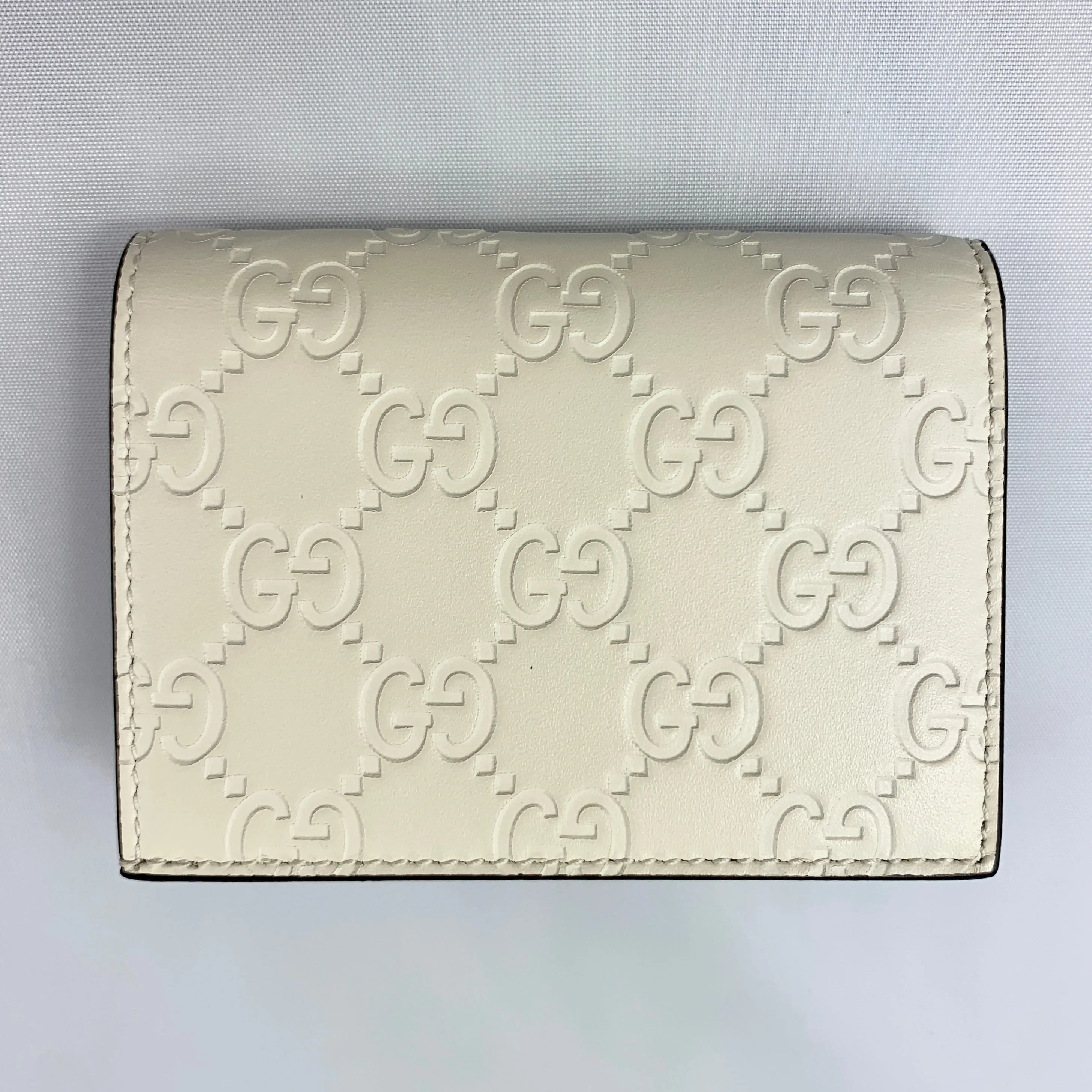 Gucci Signature Card Case with Cherries in White