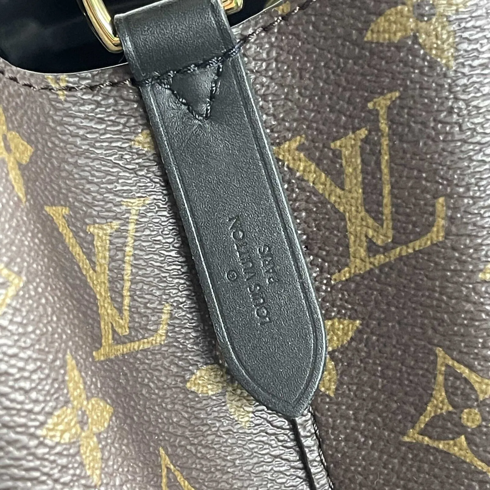 Louis Vuitton - Excellent - LV NeoNoe Monogram Brown Canvas MM Shoulder Bag