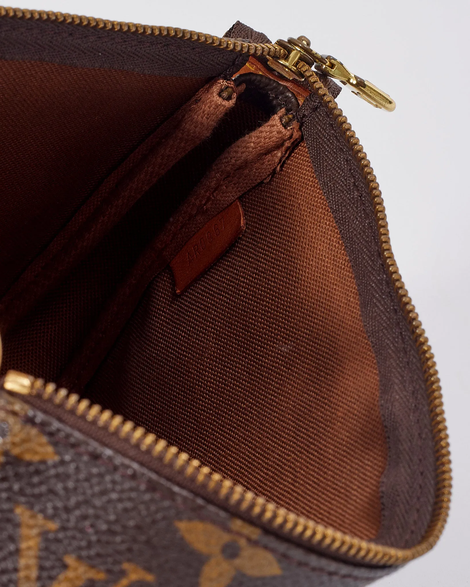 Louis Vuitton Monogram Canvas Pochette Accessoires Shoulder Bag