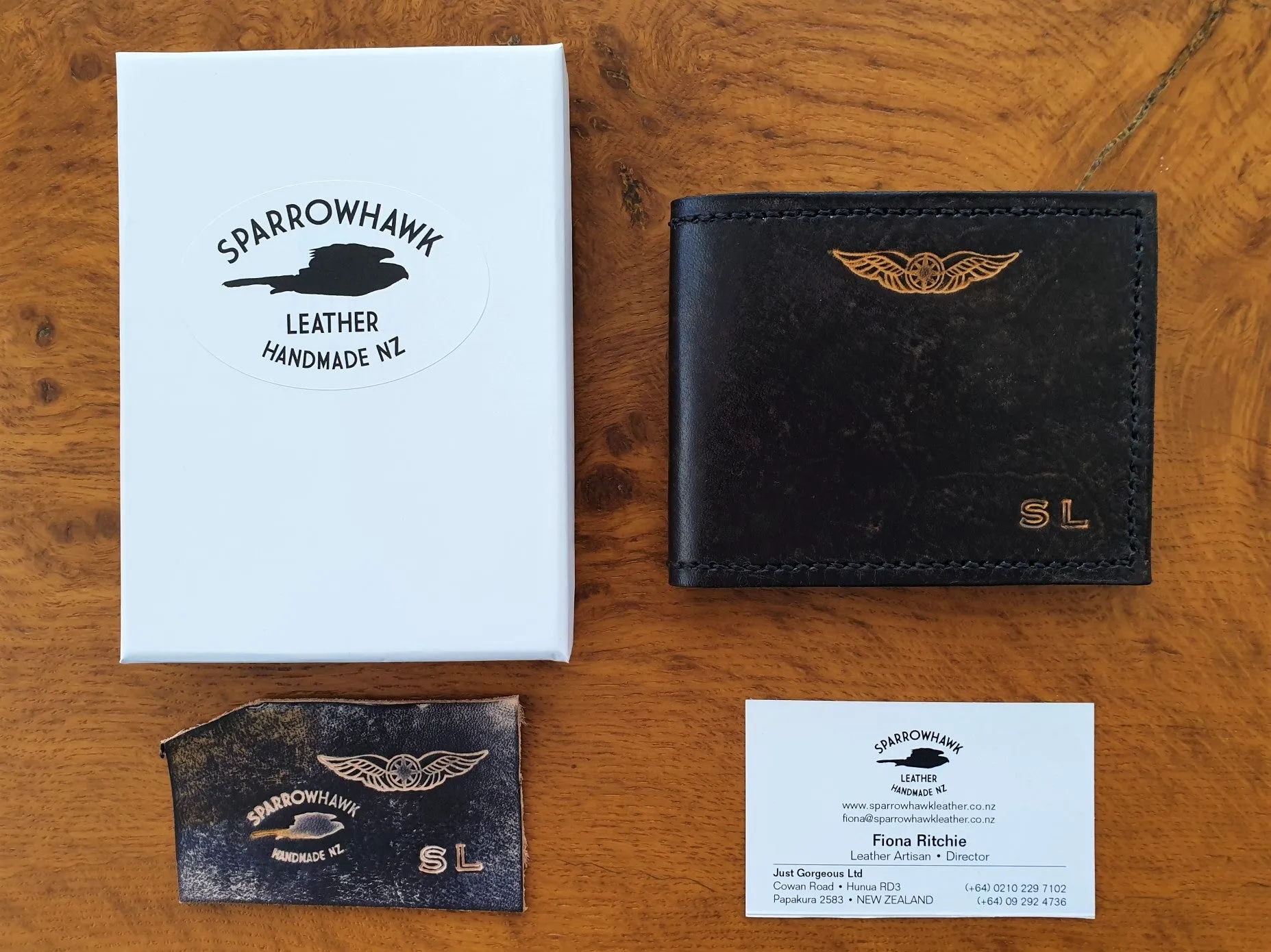 Pilots Wallet Dual Currency - Embossed Initials & Wings