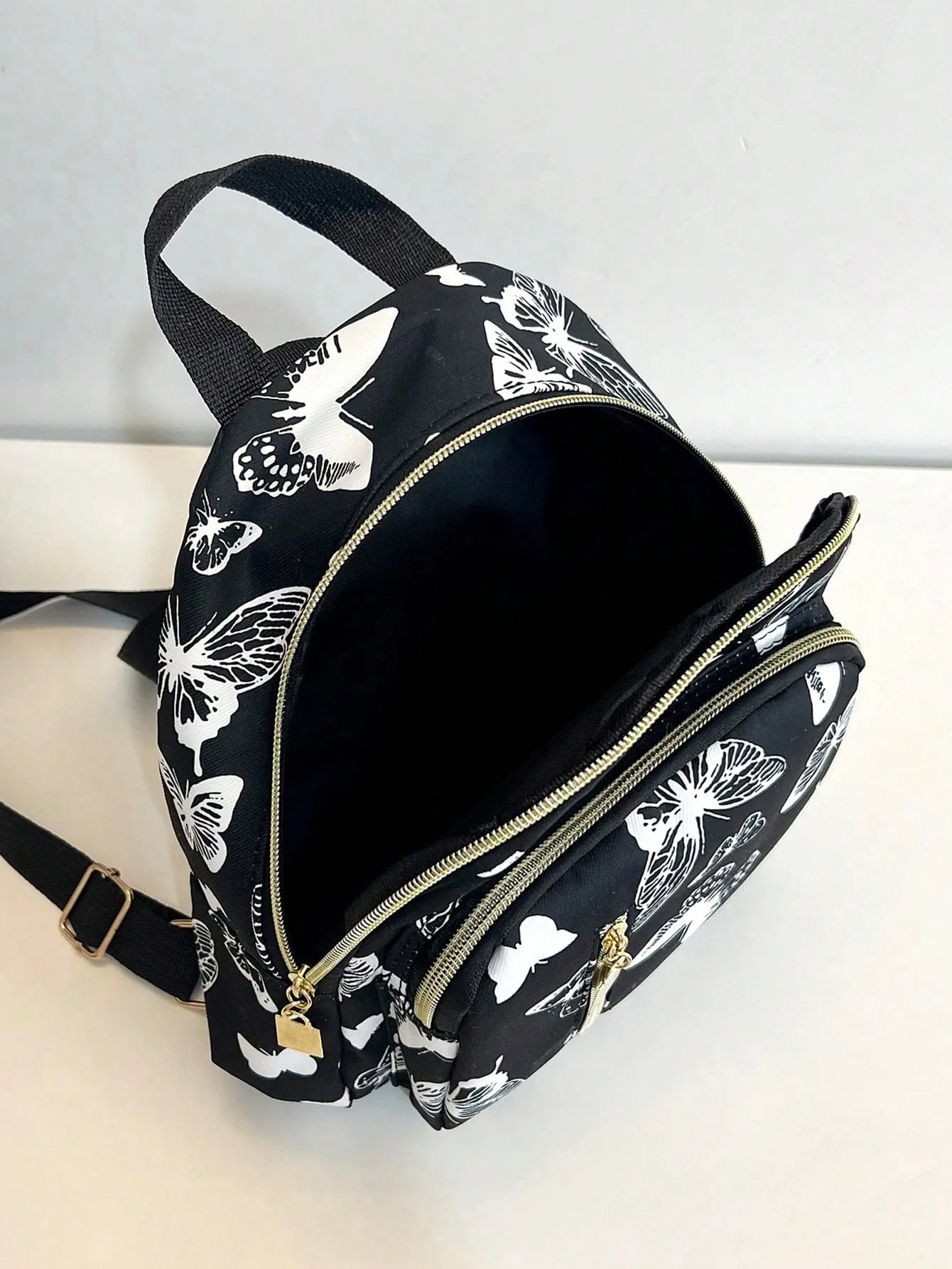 Polyester Zip Butterfly Pattern Classic Backpack