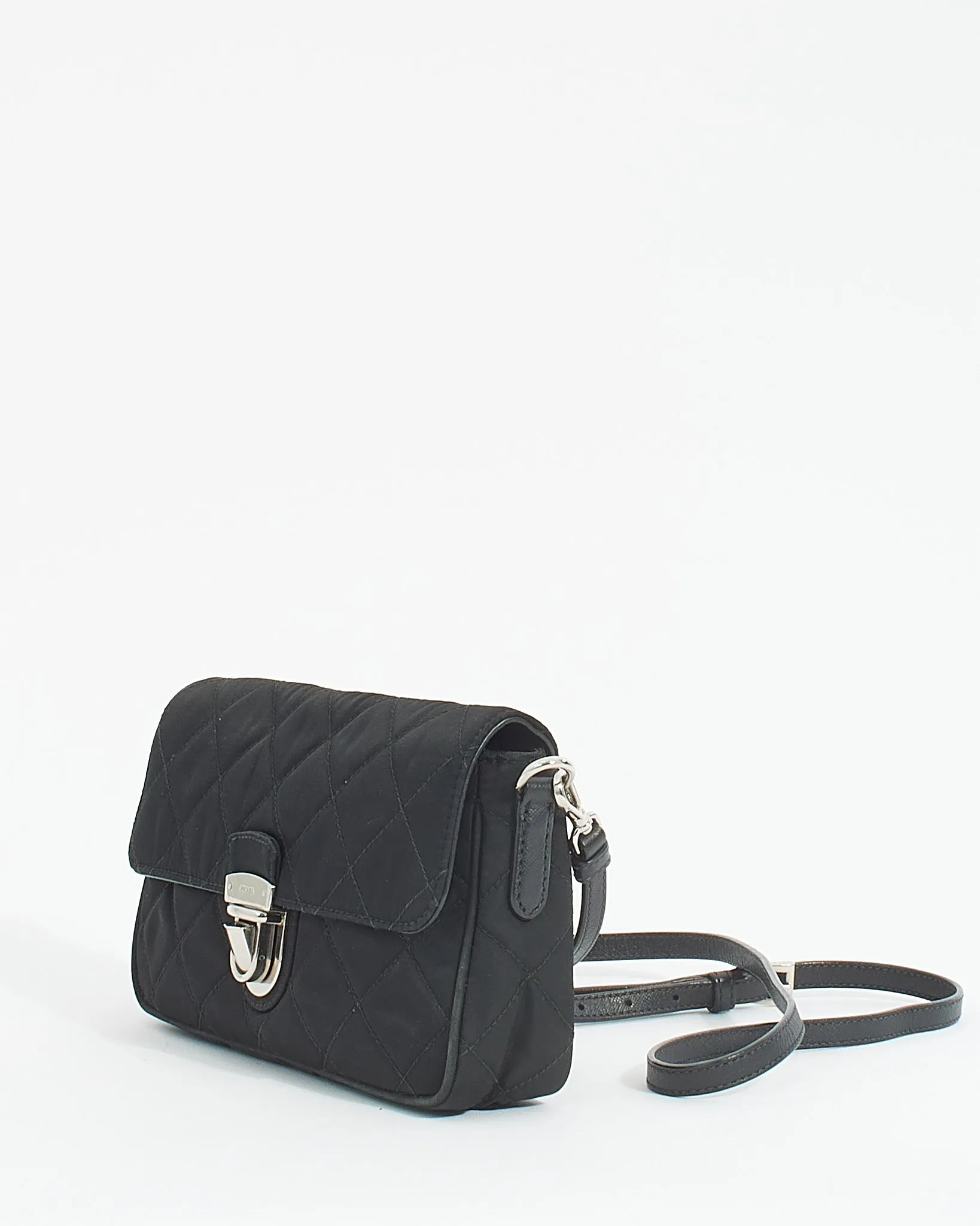 Prada Black Nylon Nylon Tessuto Impuntu Pushlock Buckle Crossbody Bag