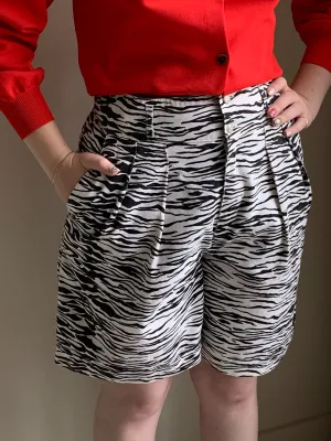 Printed high waist shorts