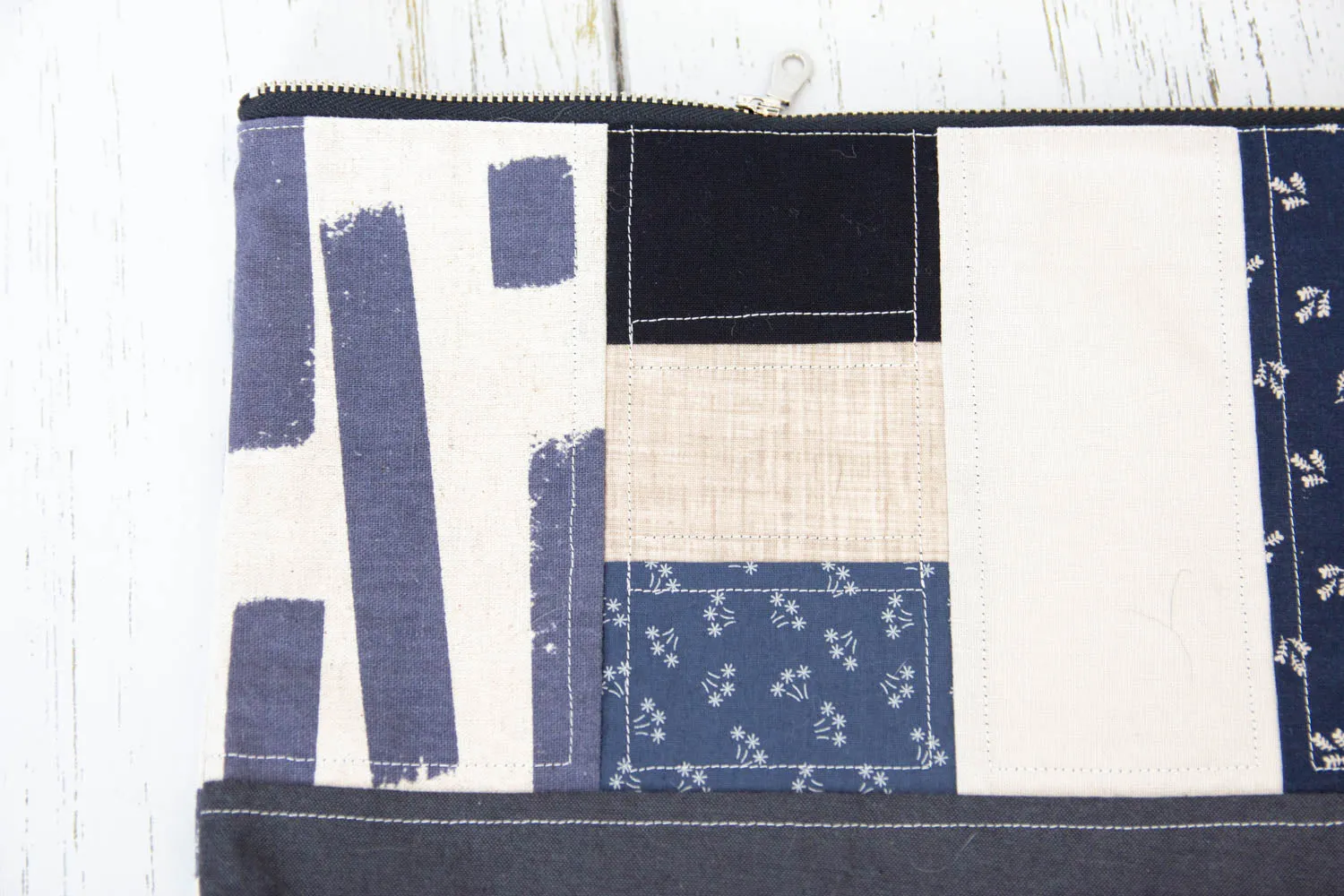 Simple pieced bags to store your projects or table!