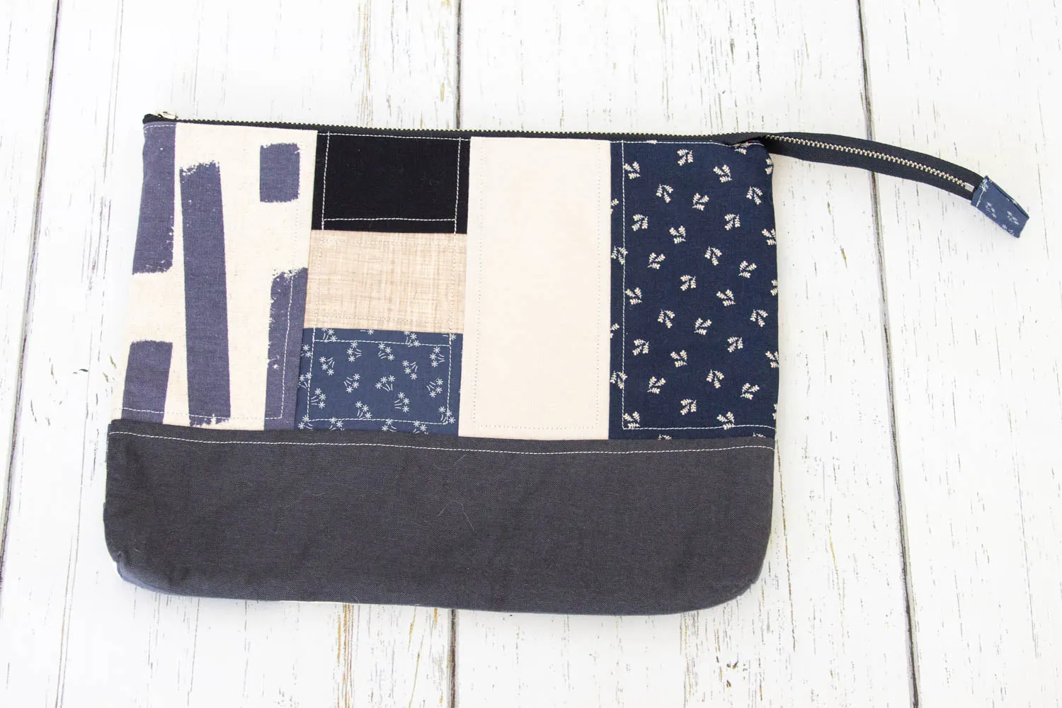 Simple pieced bags to store your projects or table!