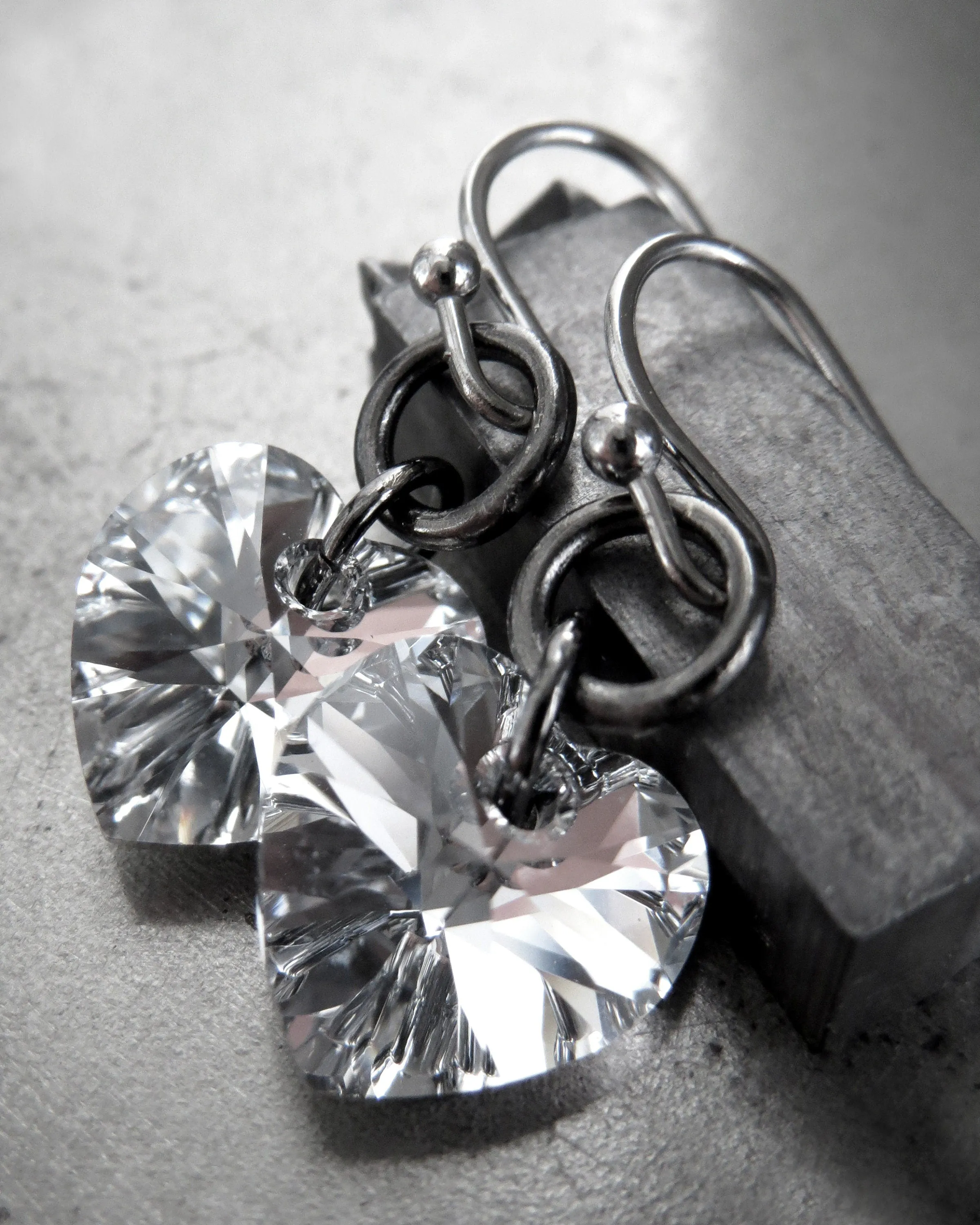 SPARKLE of my HEART - Small Sparkly Crystal Heart Earrings