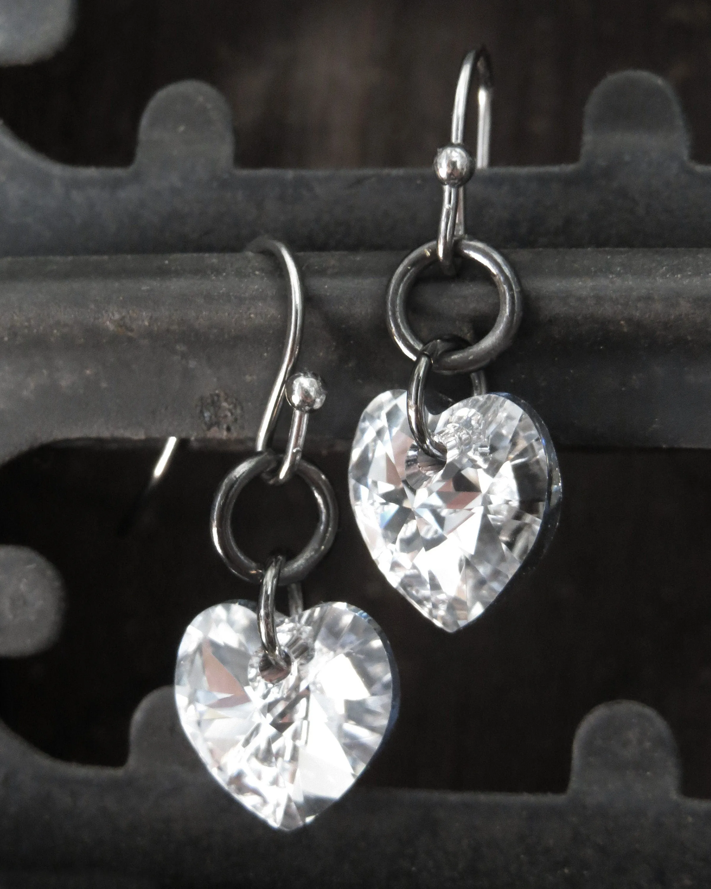 SPARKLE of my HEART - Small Sparkly Crystal Heart Earrings