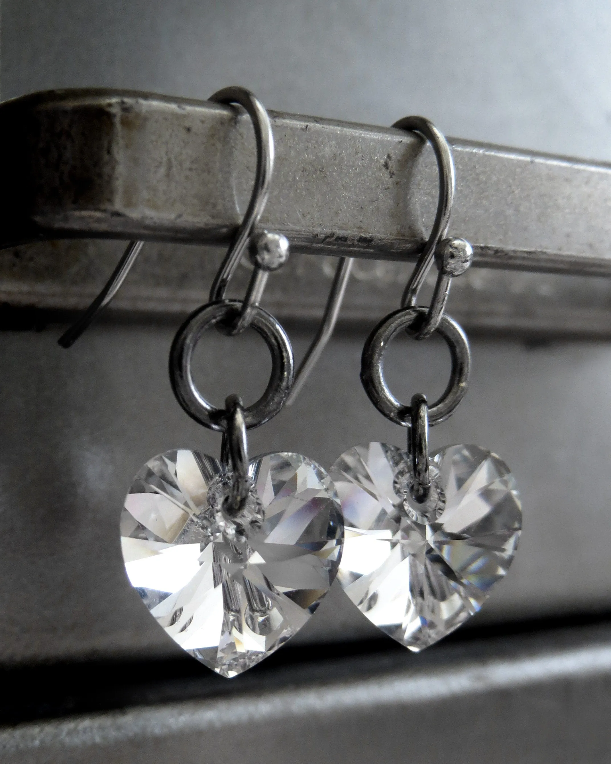 SPARKLE of my HEART - Small Sparkly Crystal Heart Earrings