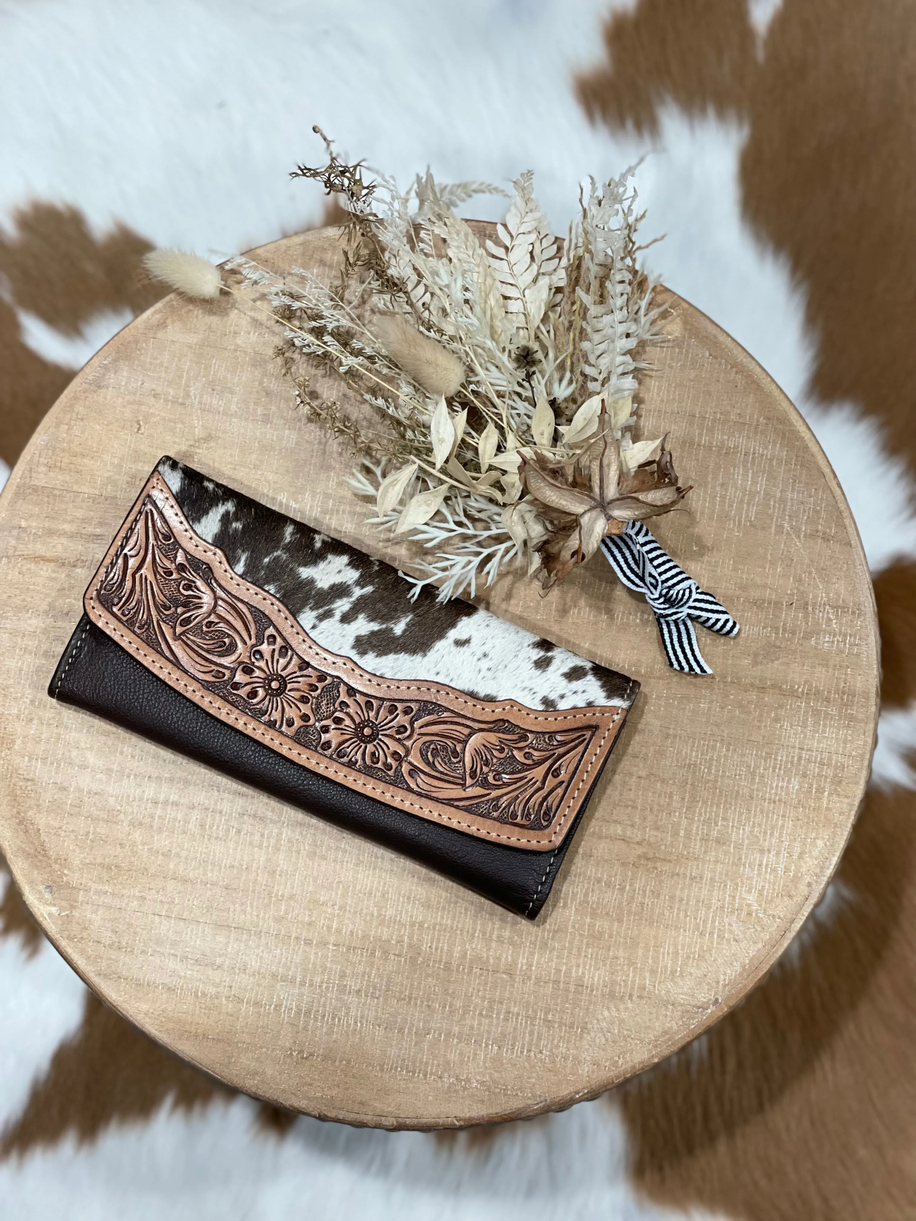 Stonehenge Leather & Cowhide Wallet