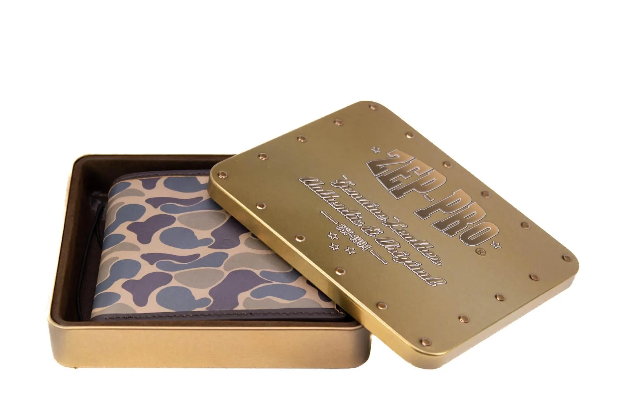 USA Flag Men's Bifold Old School Camo Leather Wallet.